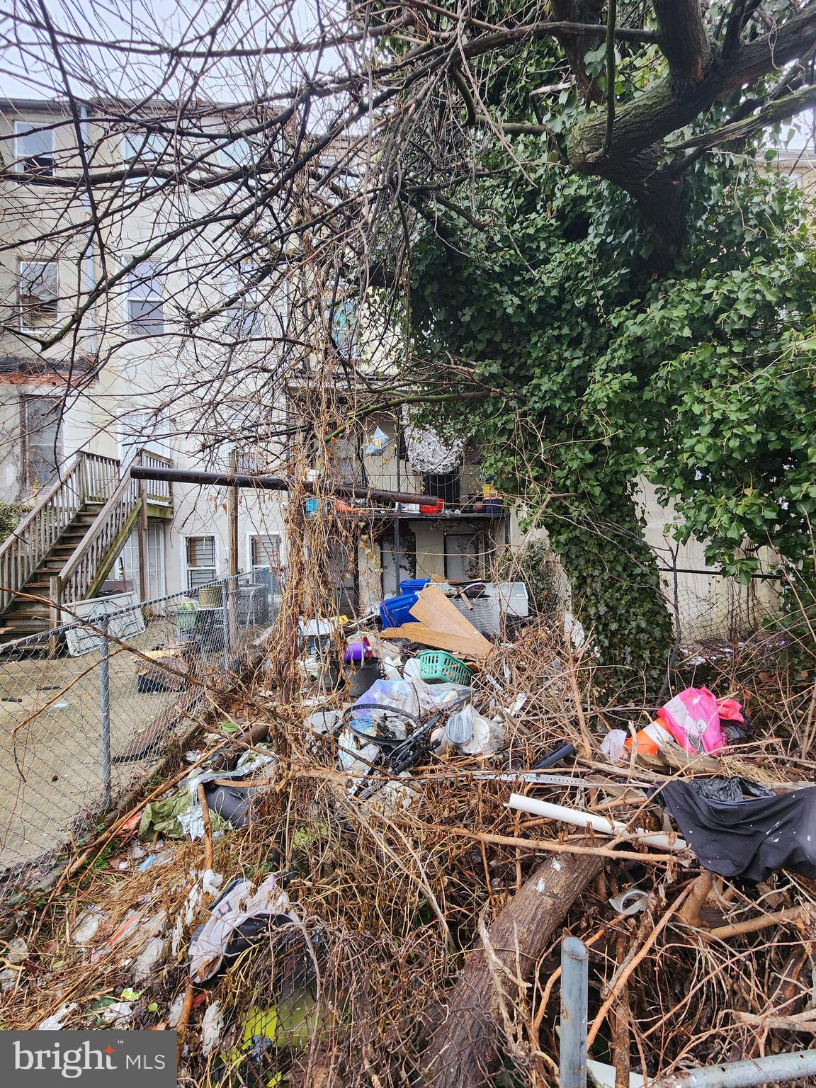 SANDTOWN-WINCHESTER - Residential