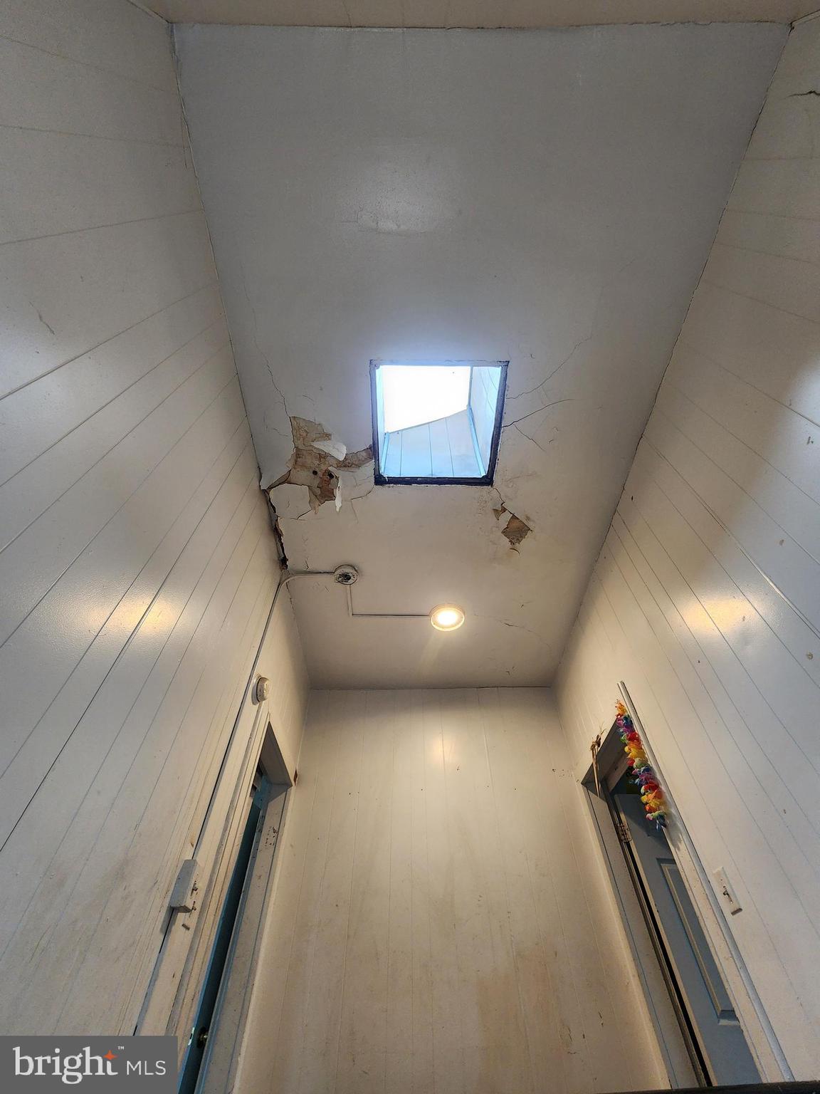 SANDTOWN-WINCHESTER - Residential
