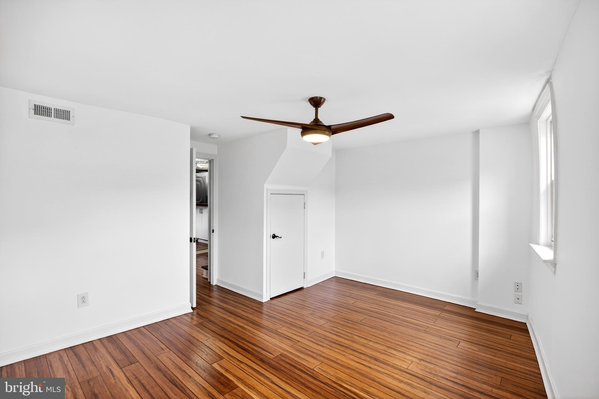PASSYUNK SQUARE - Residential
