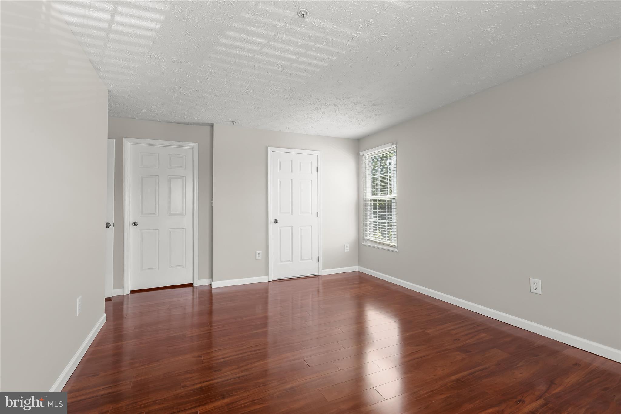 PINEY ORCHARD - Residential