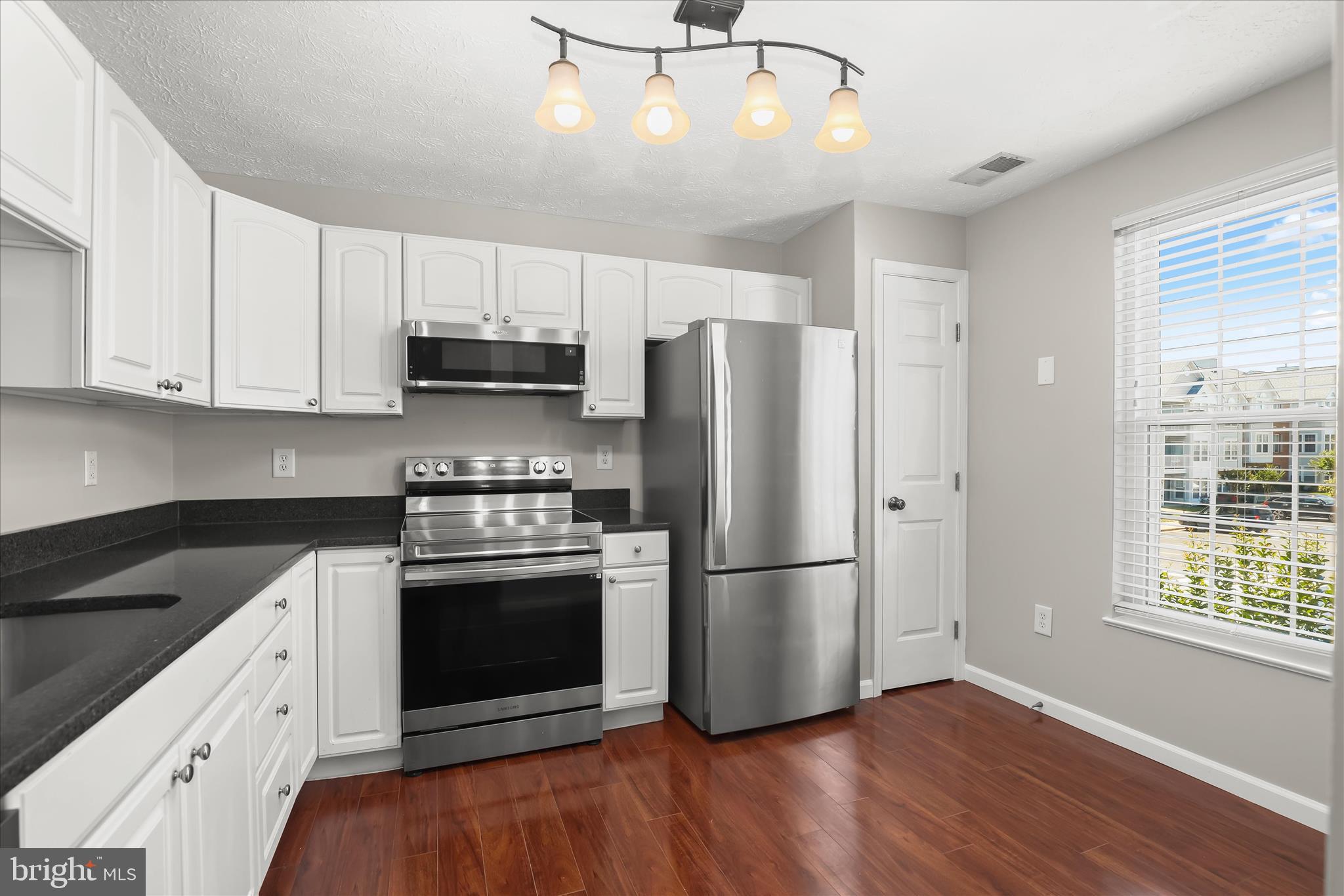 PINEY ORCHARD - Residential