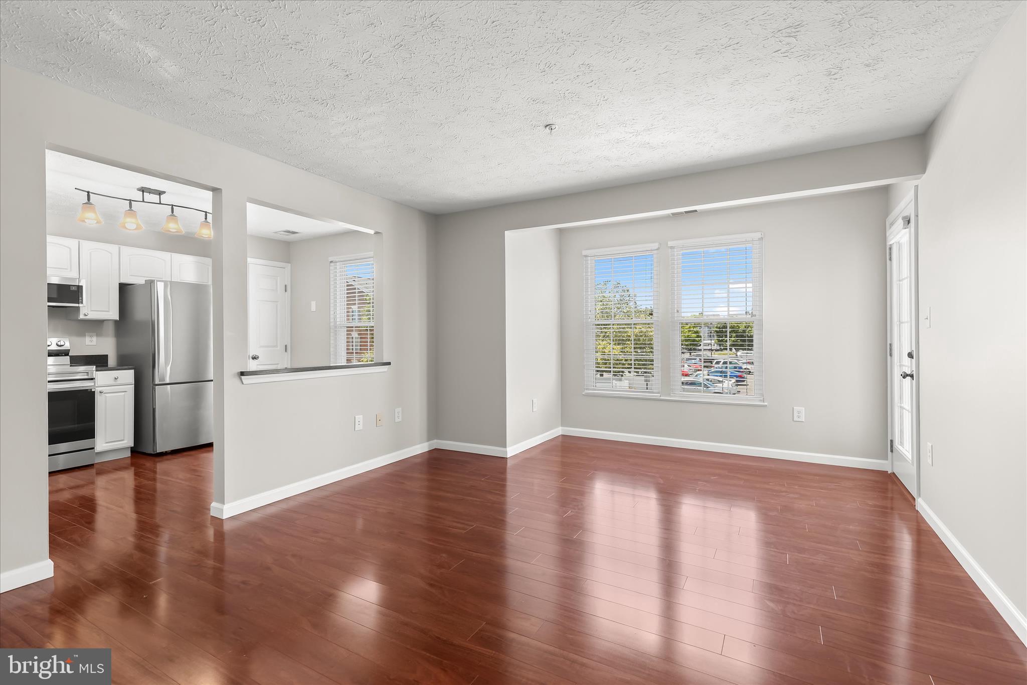 PINEY ORCHARD - Residential