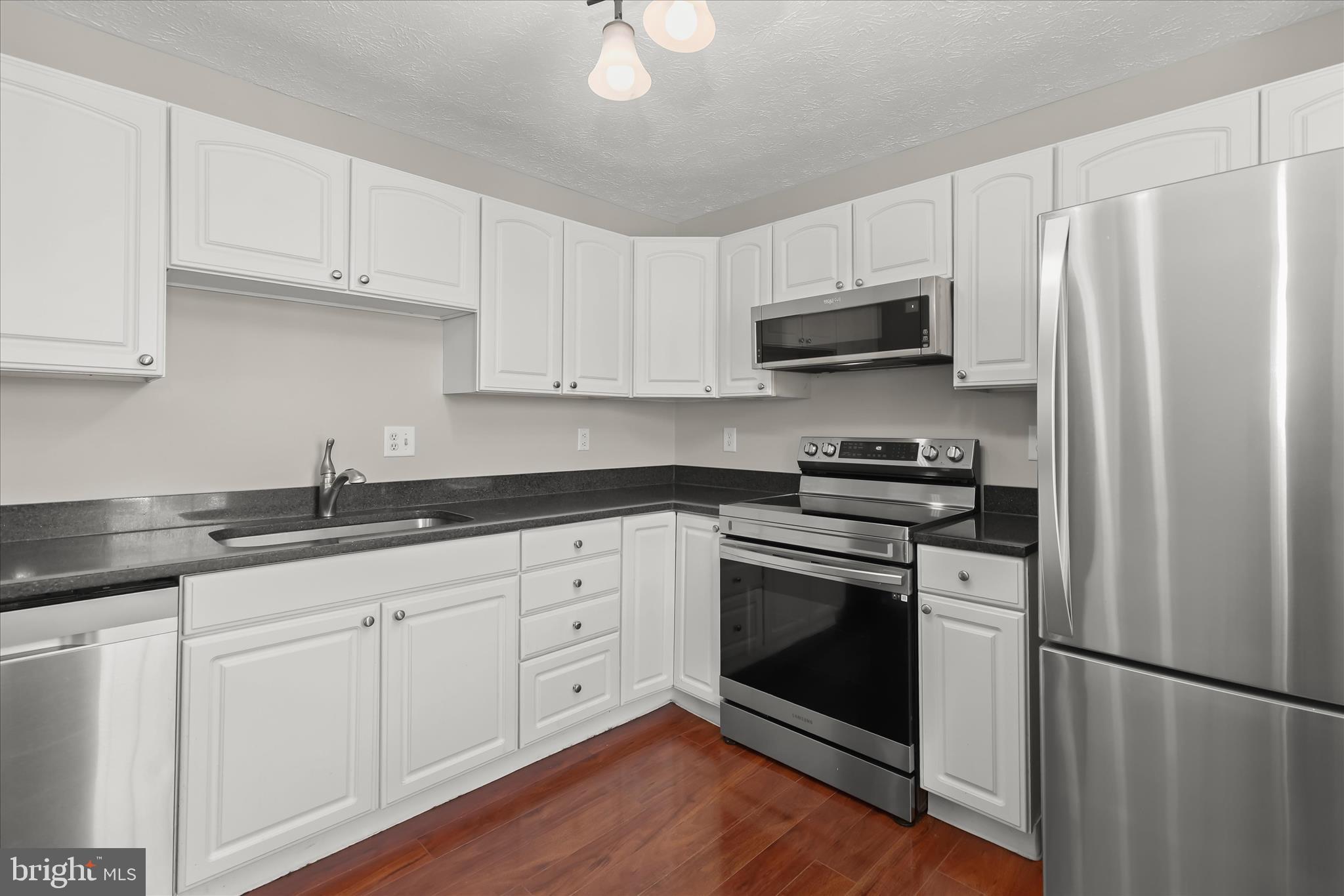 PINEY ORCHARD - Residential