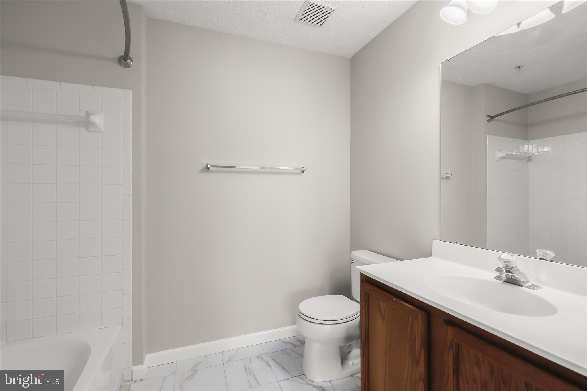 PINEY ORCHARD - Residential