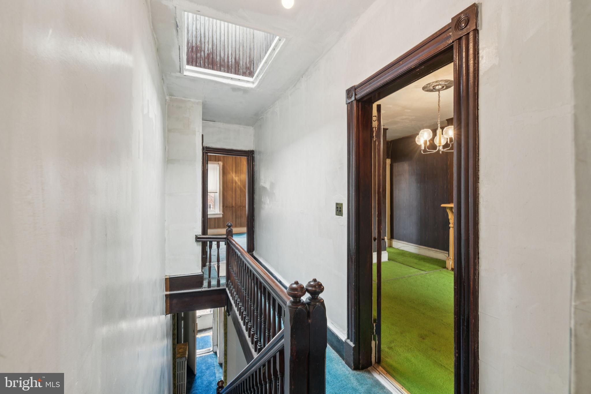 CAPITOL HILL - Residential