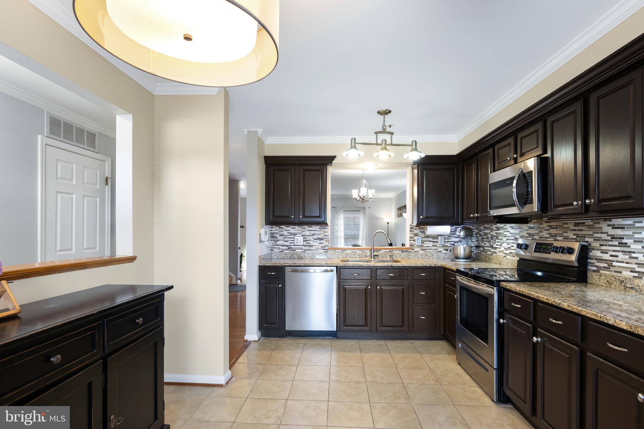 CROFTON COMMONS - Residential