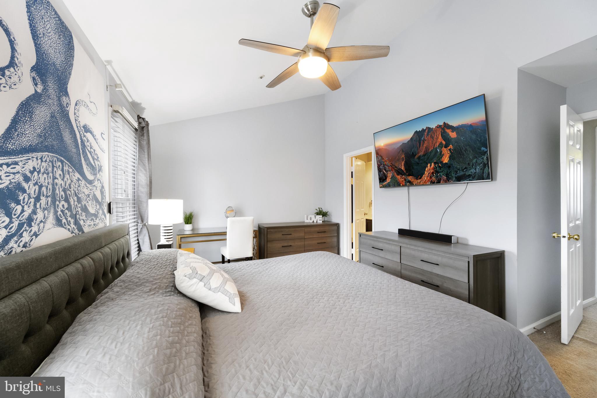 CROFTON COMMONS - Residential
