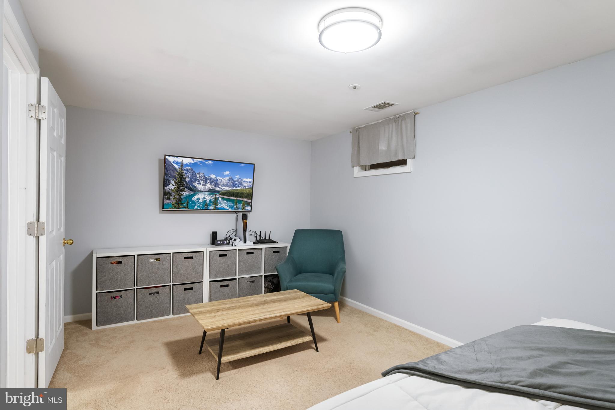 CROFTON COMMONS - Residential