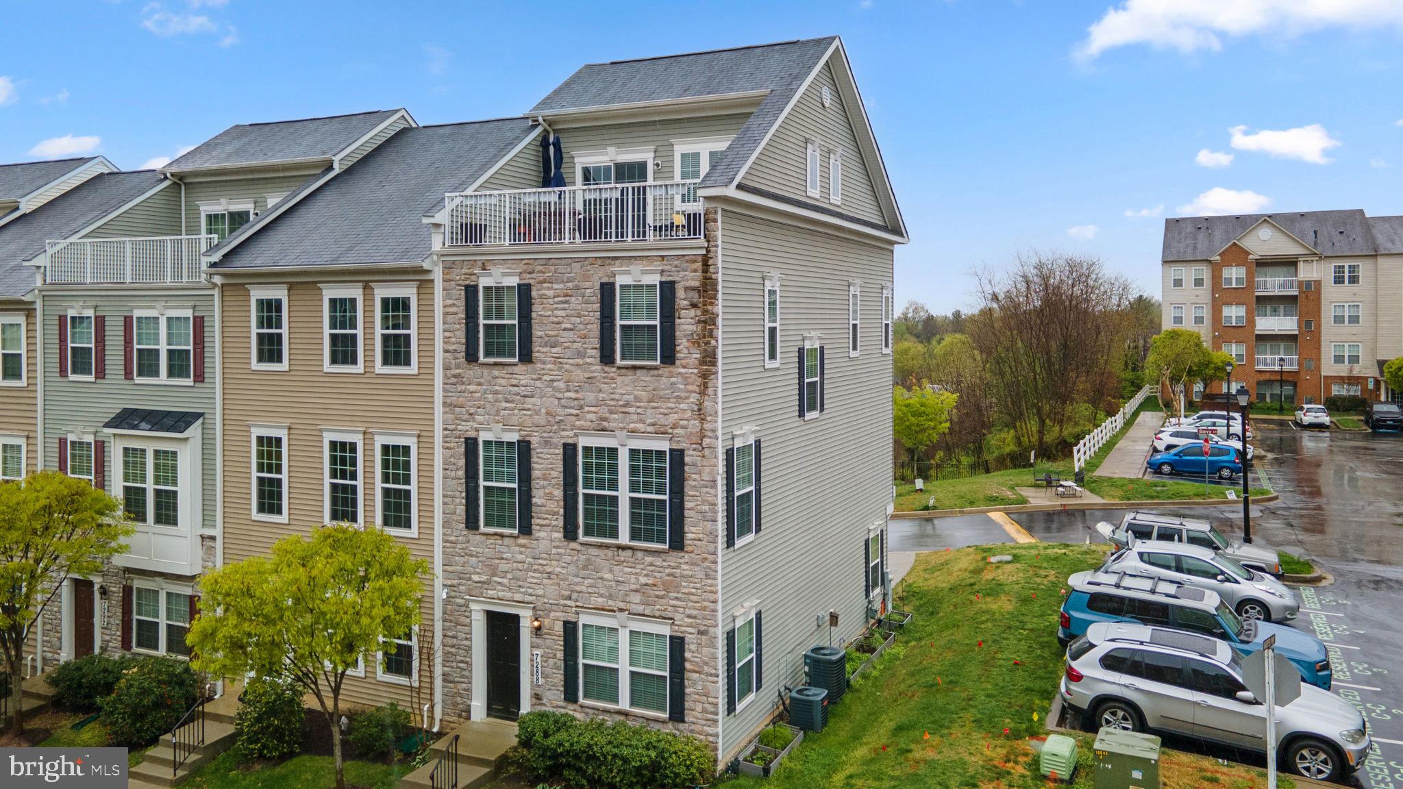 ELKRIDGE CROSSING - Residential