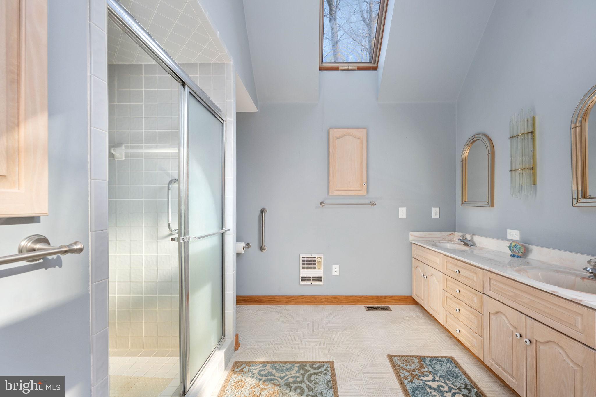 TARA WOODS - Residential
