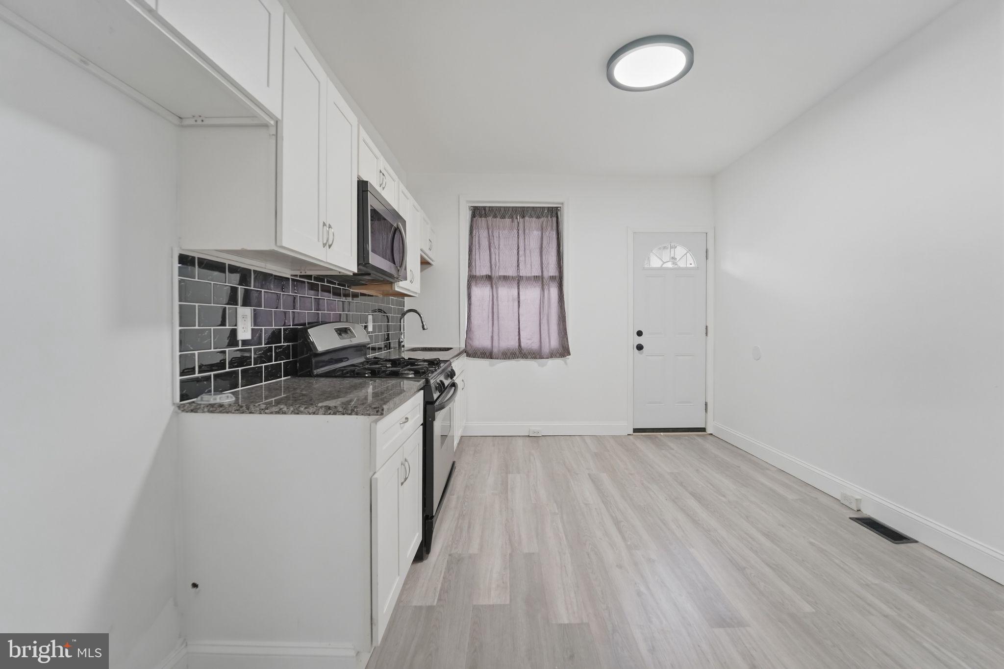 MADISON EASTEND - Residential