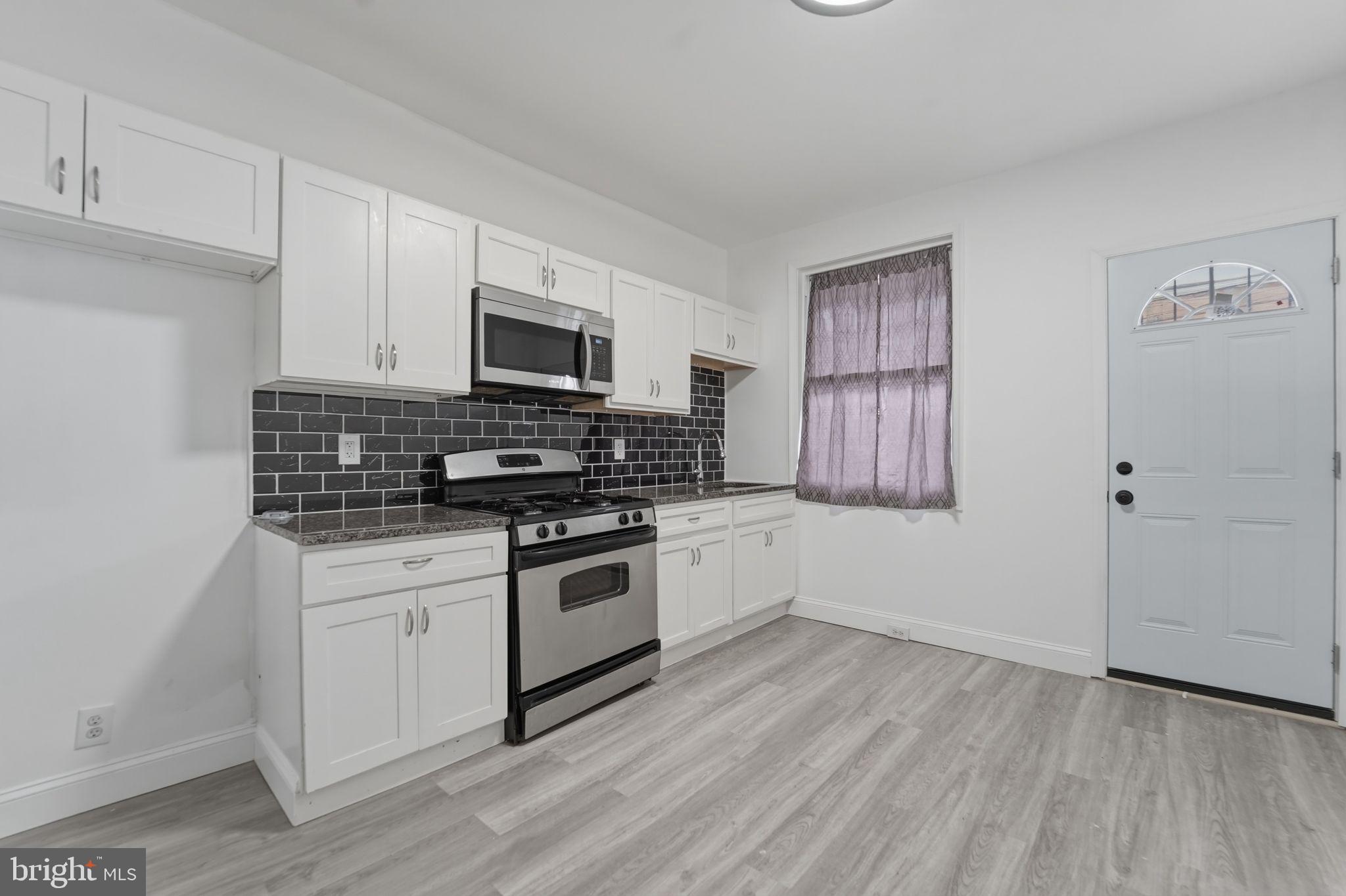 MADISON EASTEND - Residential
