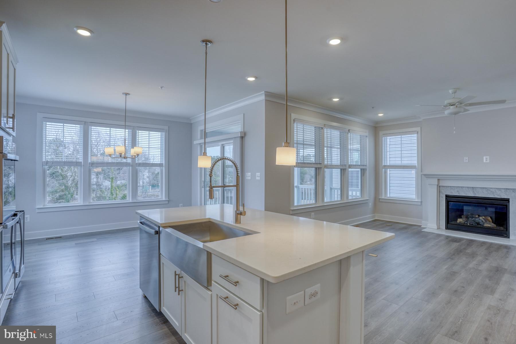 OYSTER HOUSE VILLAGE - Residential