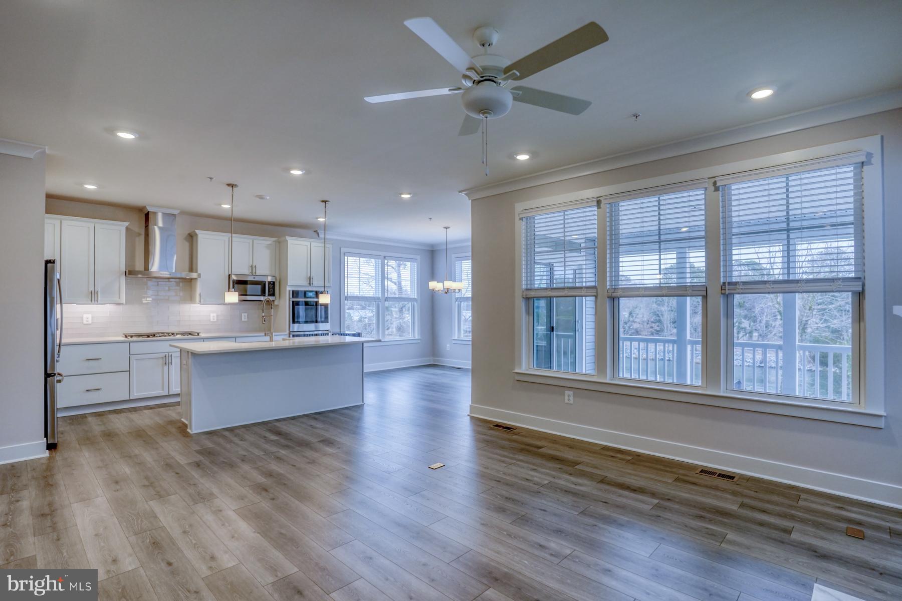 OYSTER HOUSE VILLAGE - Residential