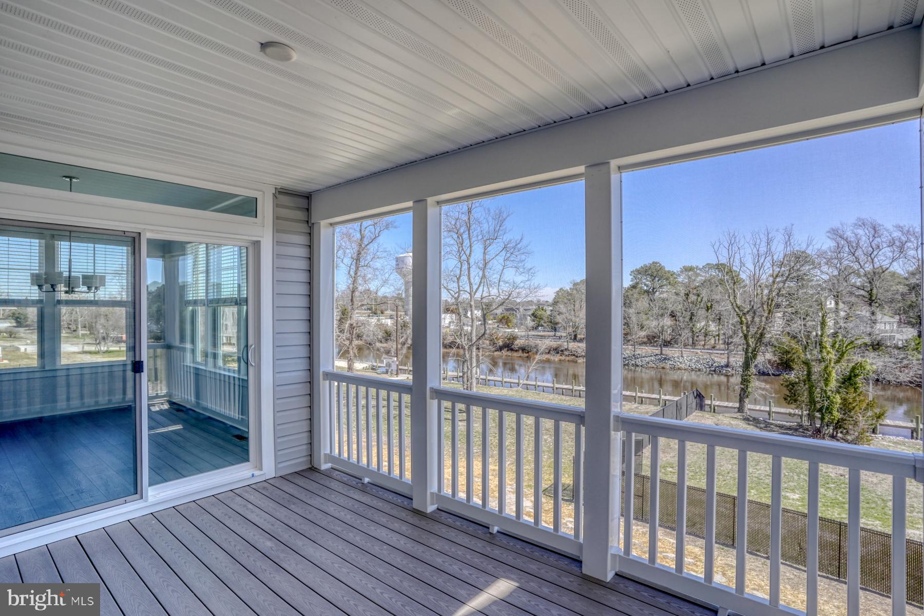 OYSTER HOUSE VILLAGE - Residential