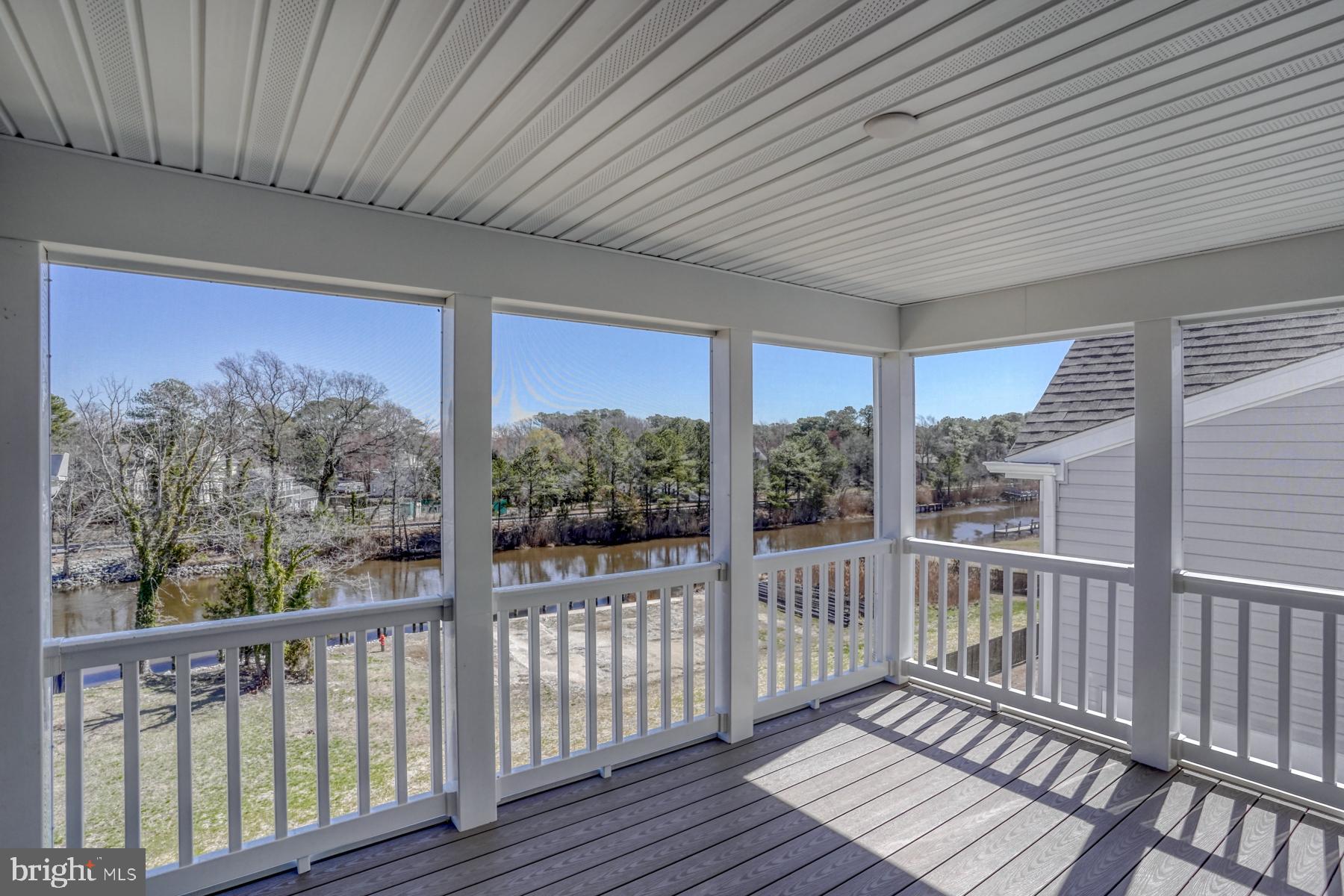 OYSTER HOUSE VILLAGE - Residential