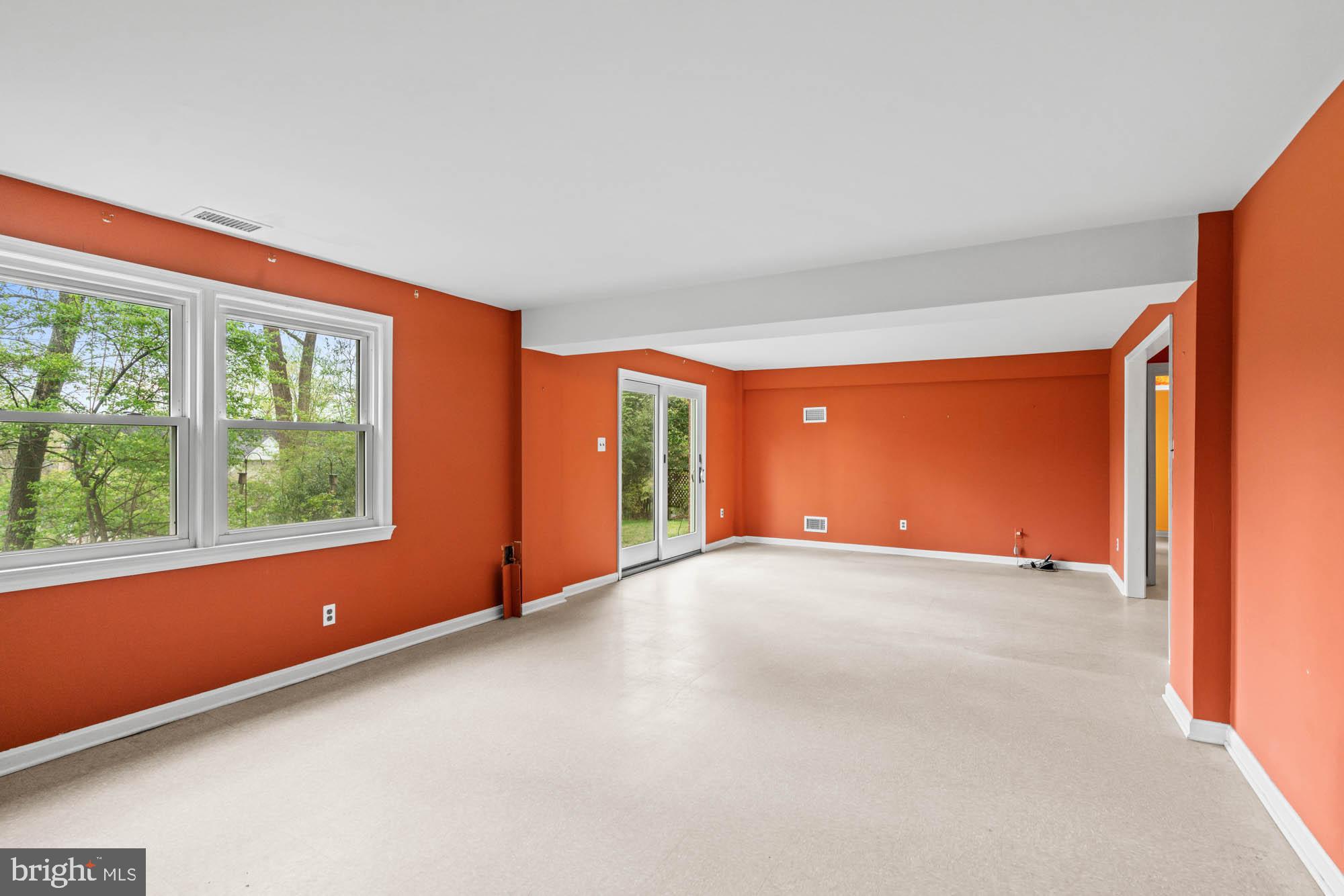 GLEN ECHO HEIGHTS - Residential