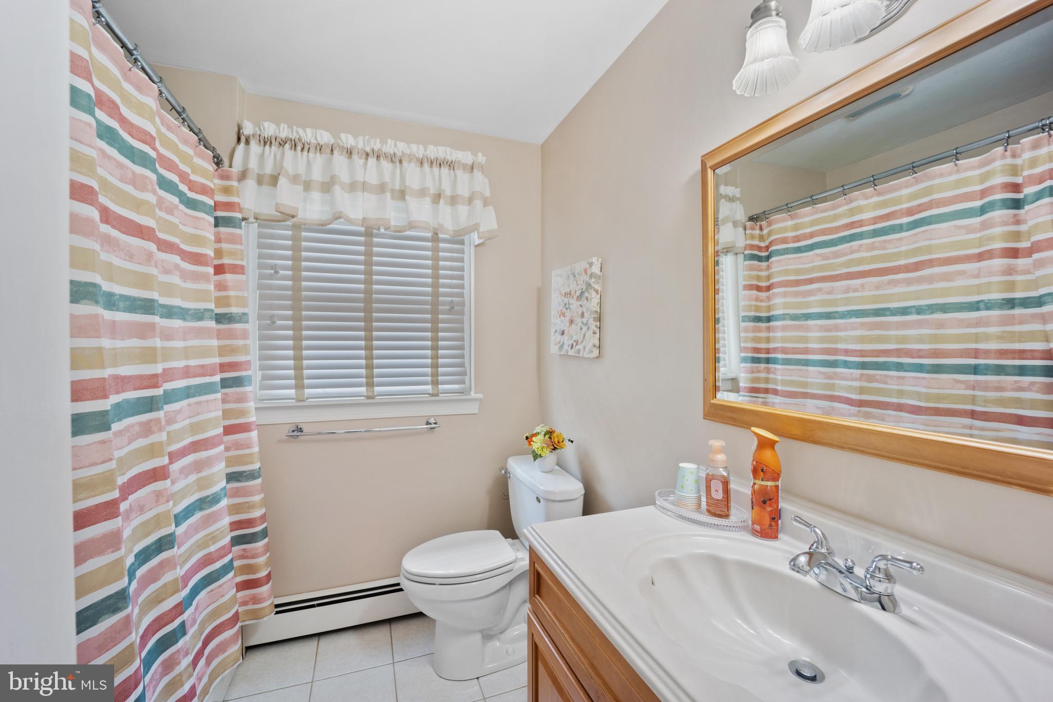 SOUTHAMPTON HILLS - Residential