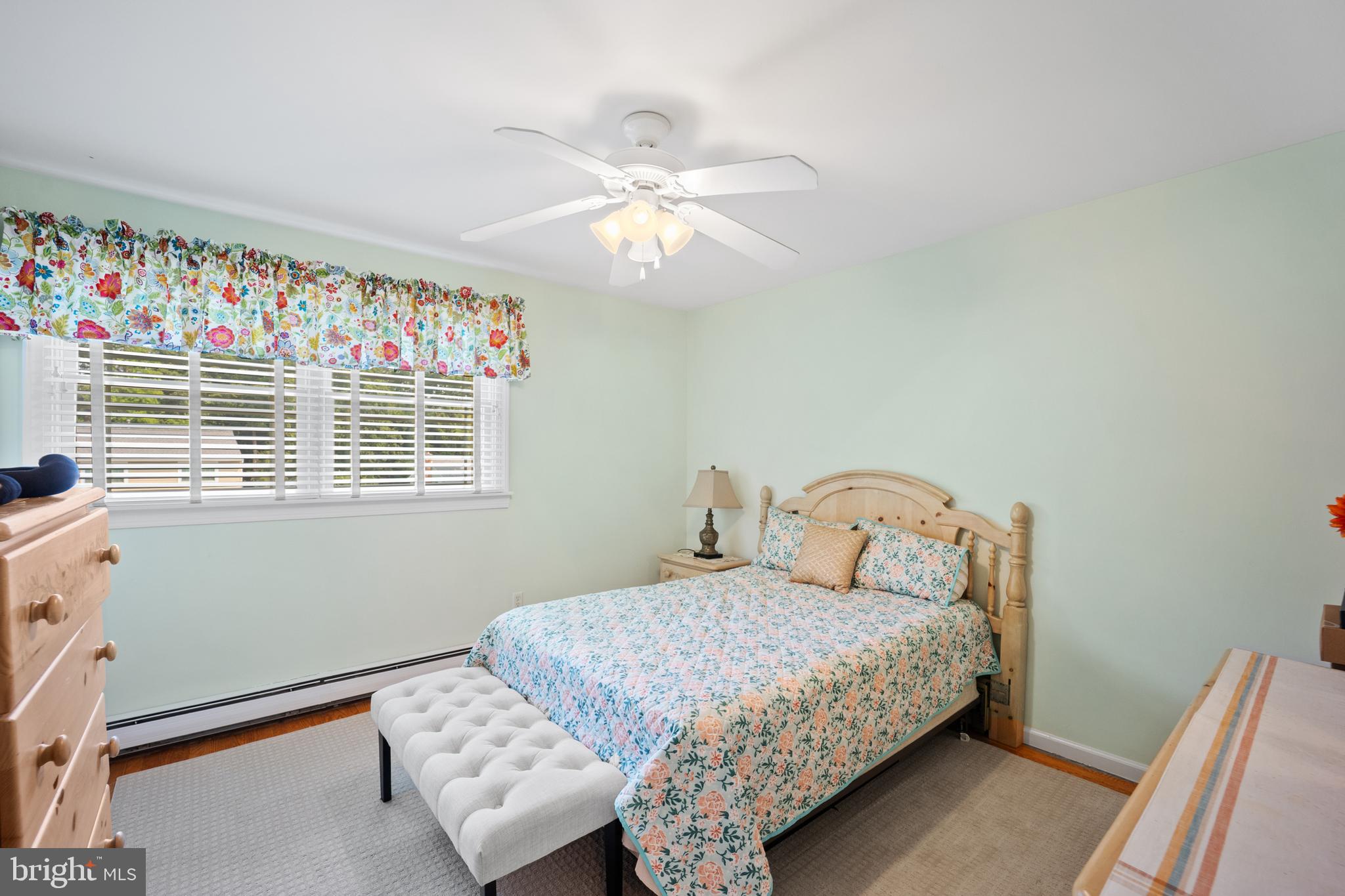 SOUTHAMPTON HILLS - Residential