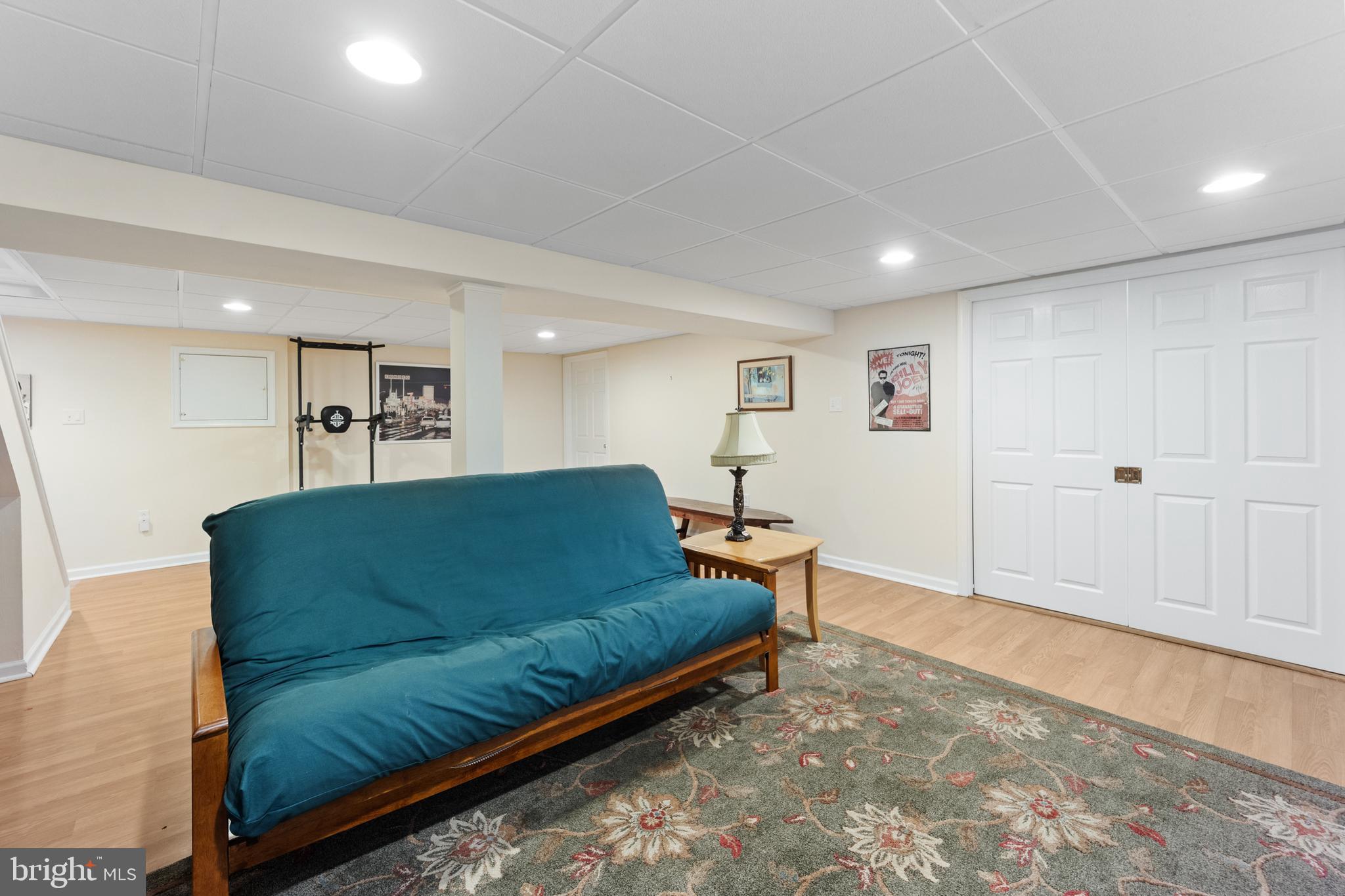 SOUTHAMPTON HILLS - Residential