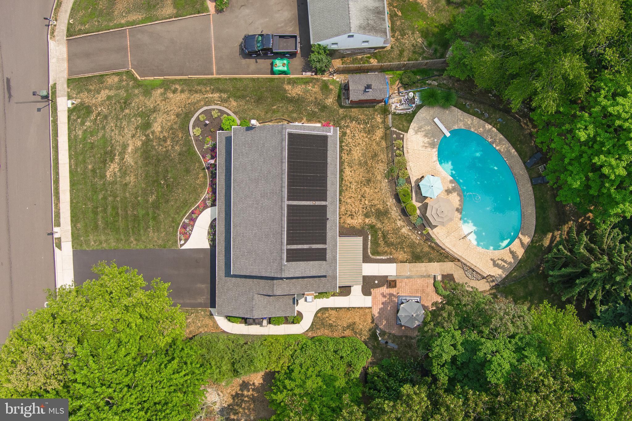 SOUTHAMPTON HILLS - Residential