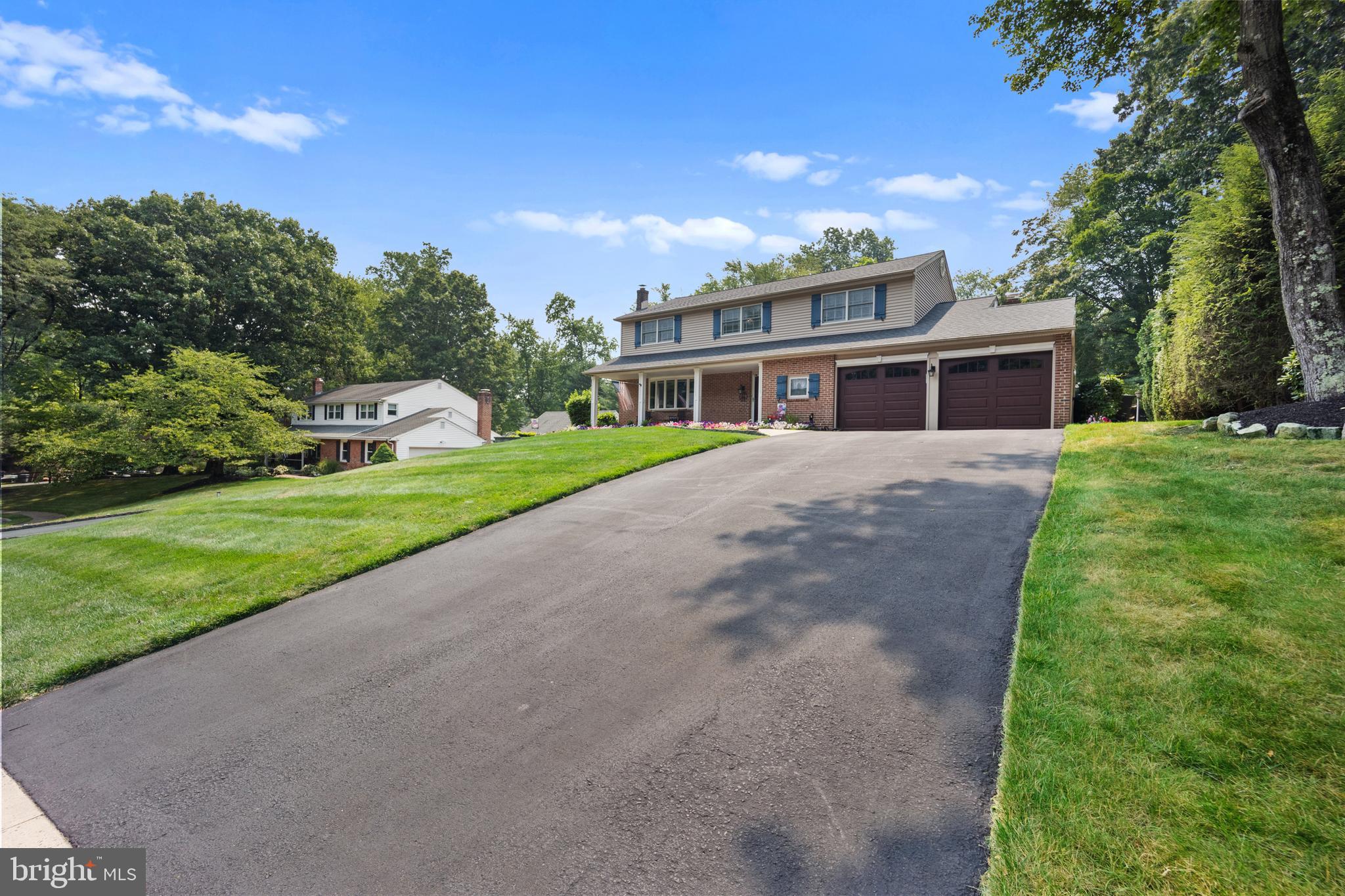 SOUTHAMPTON HILLS - Residential