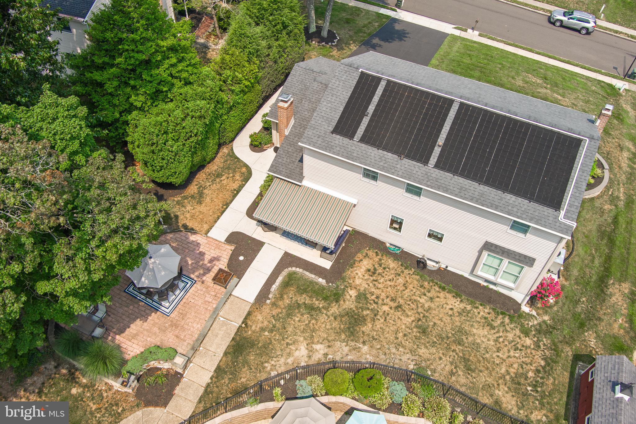 SOUTHAMPTON HILLS - Residential