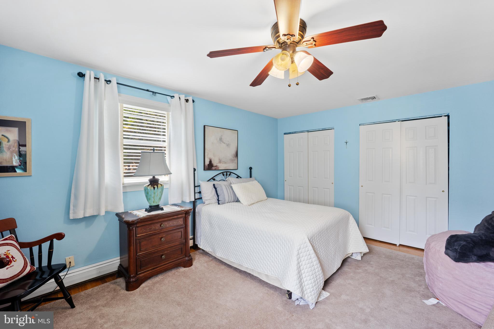 SOUTHAMPTON HILLS - Residential