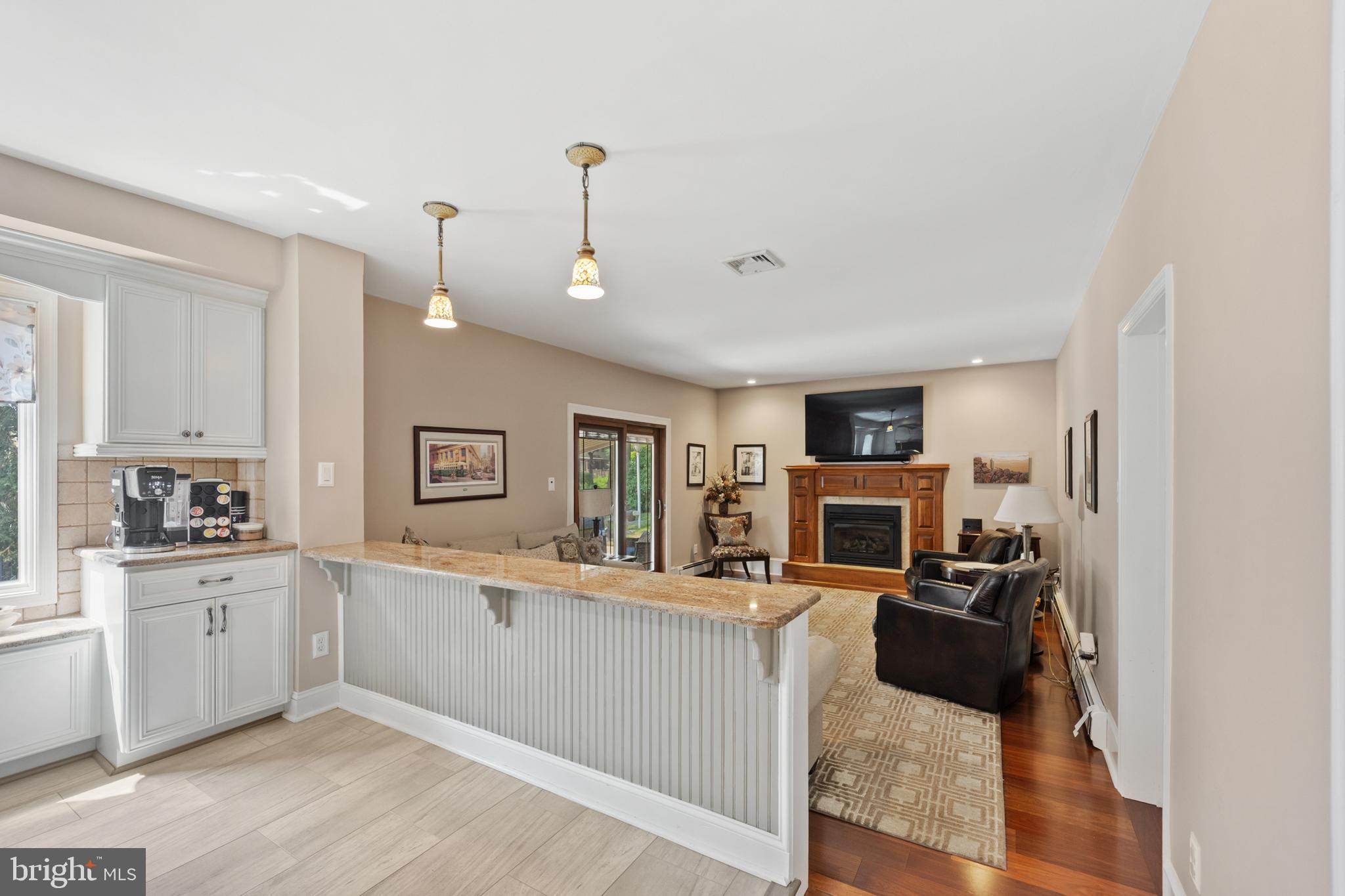 SOUTHAMPTON HILLS - Residential