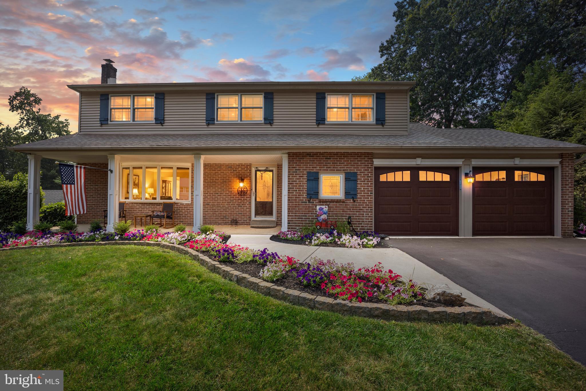 SOUTHAMPTON HILLS - Residential
