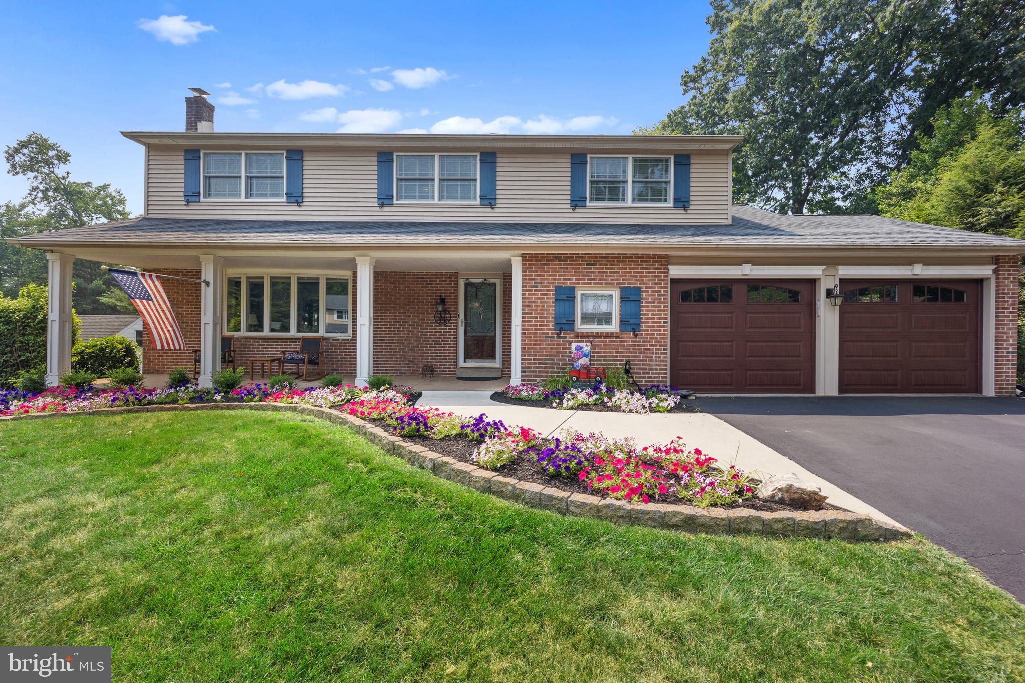 SOUTHAMPTON HILLS - Residential