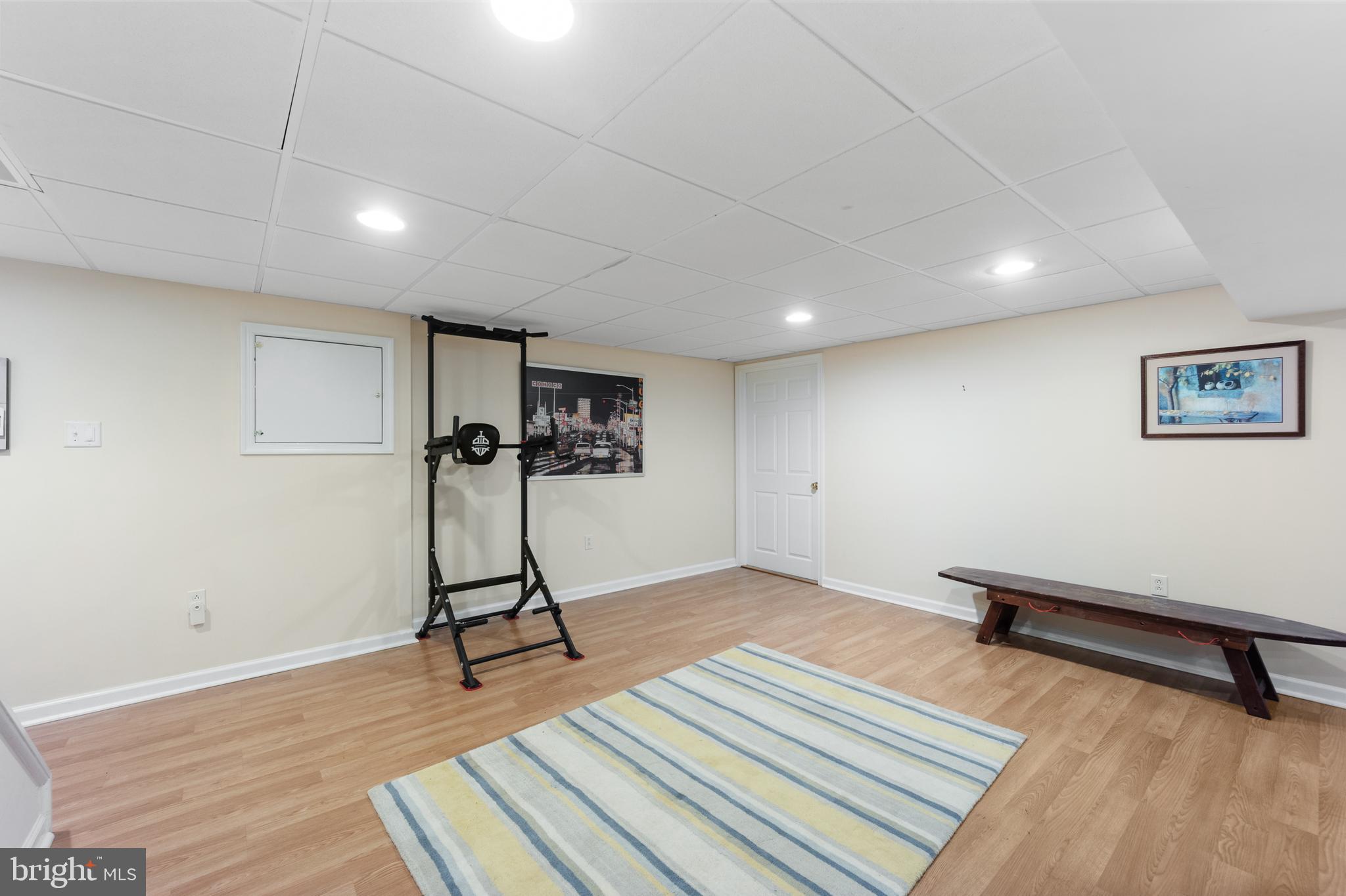 SOUTHAMPTON HILLS - Residential