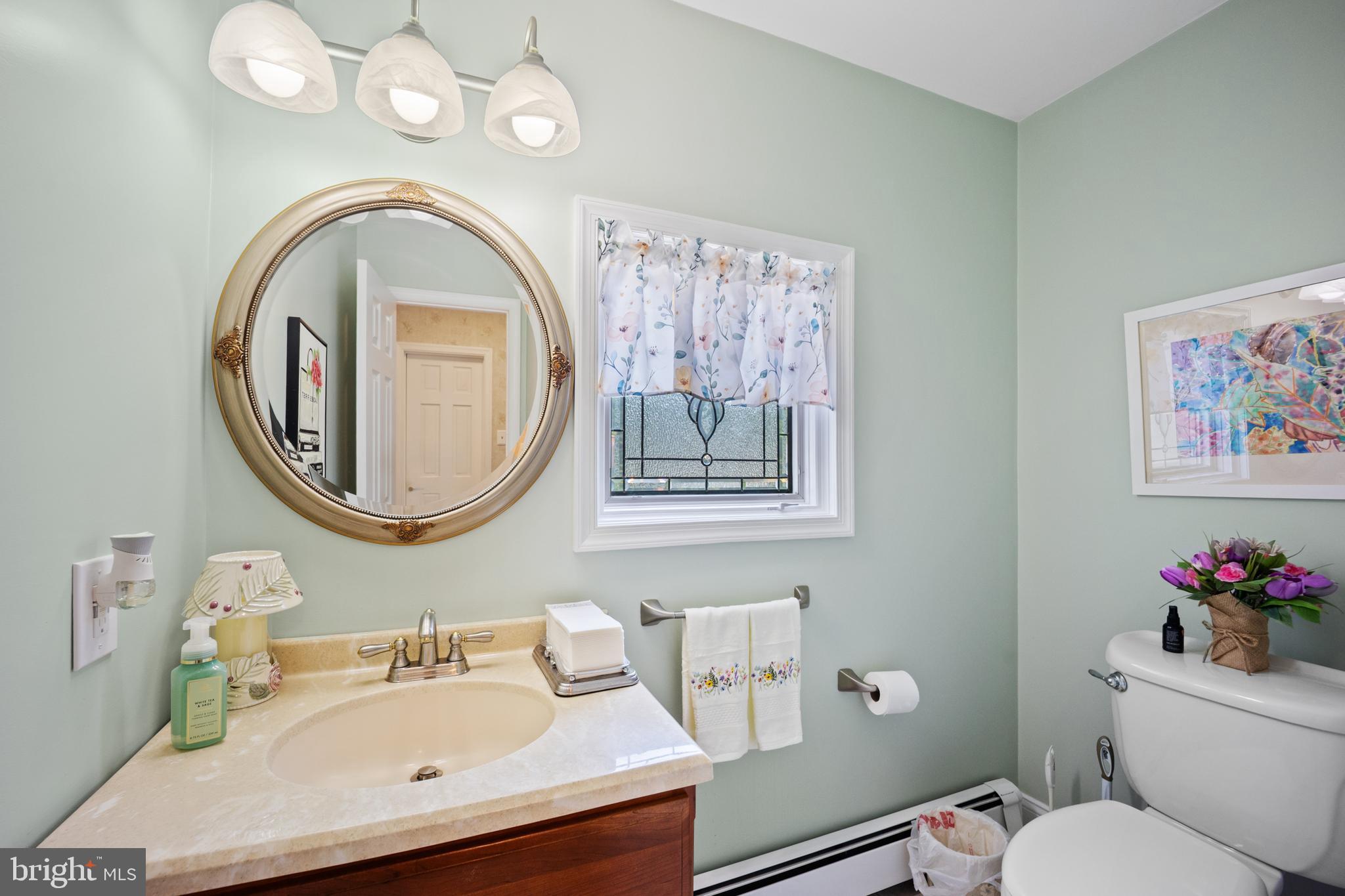 SOUTHAMPTON HILLS - Residential