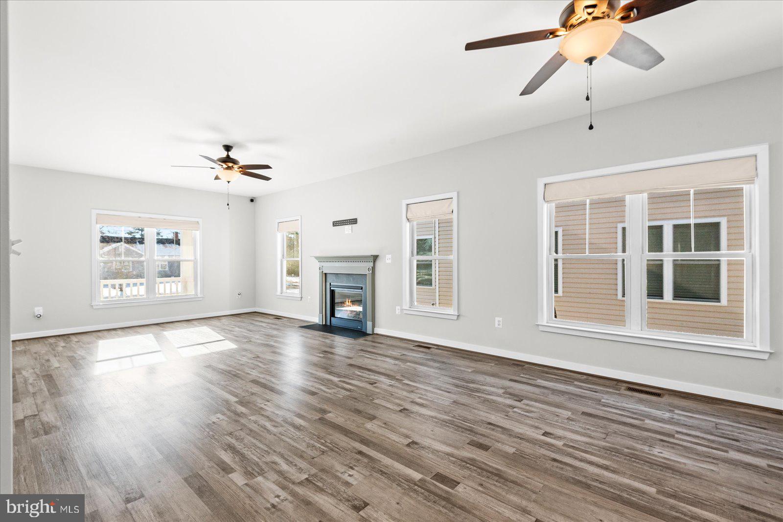 CLASSIC SHORES - Residential