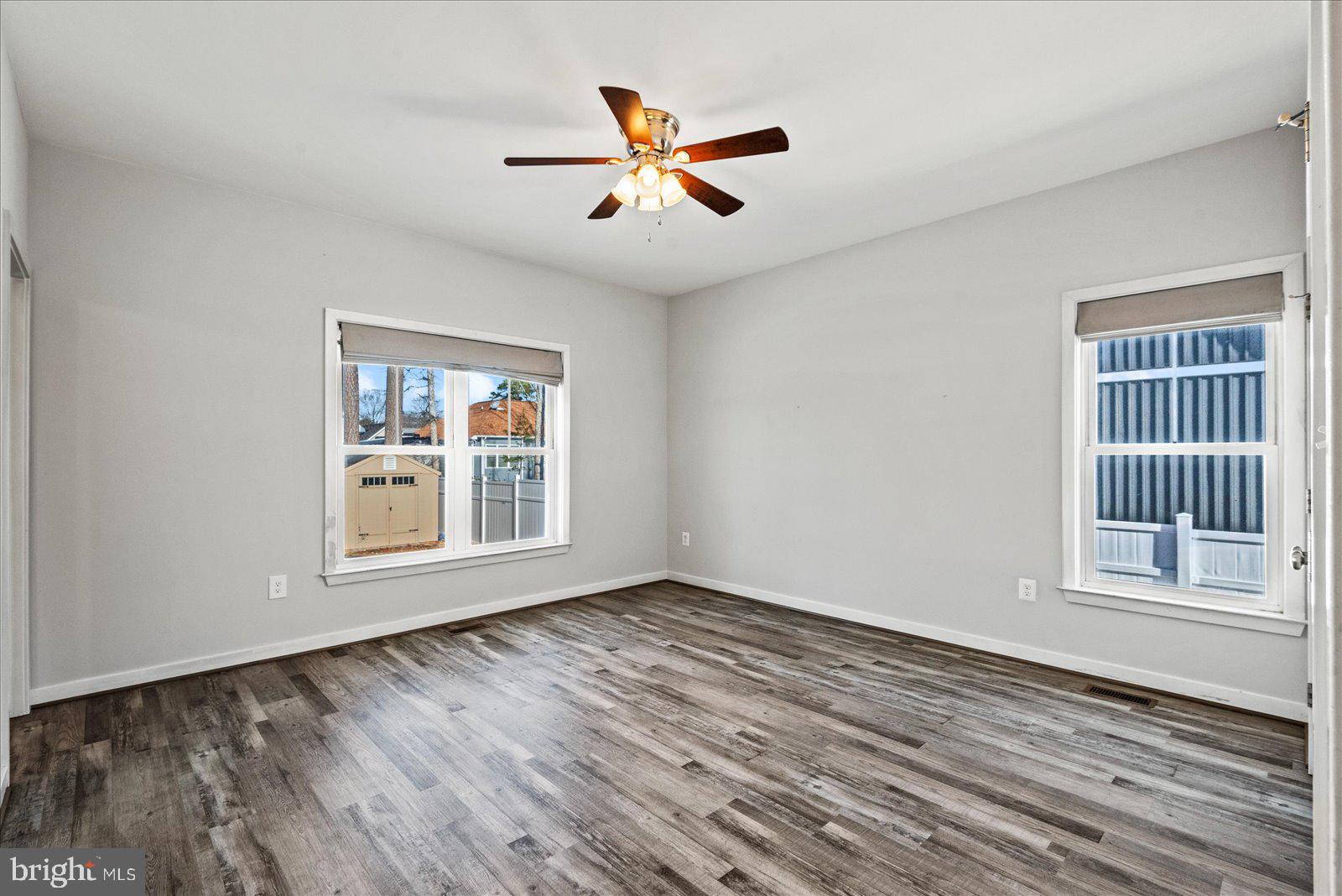 CLASSIC SHORES - Residential
