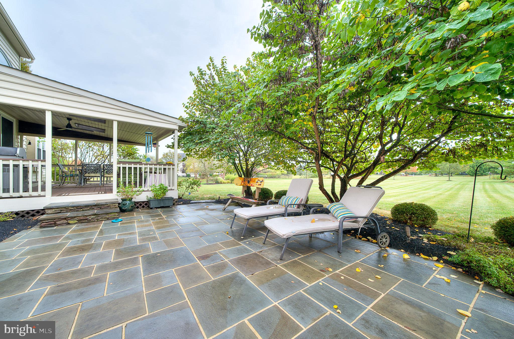 COUNTRY RIDGE - Residential