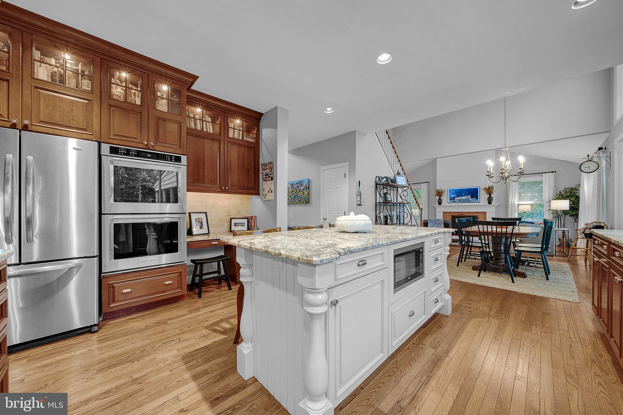COUNTRY RIDGE - Residential