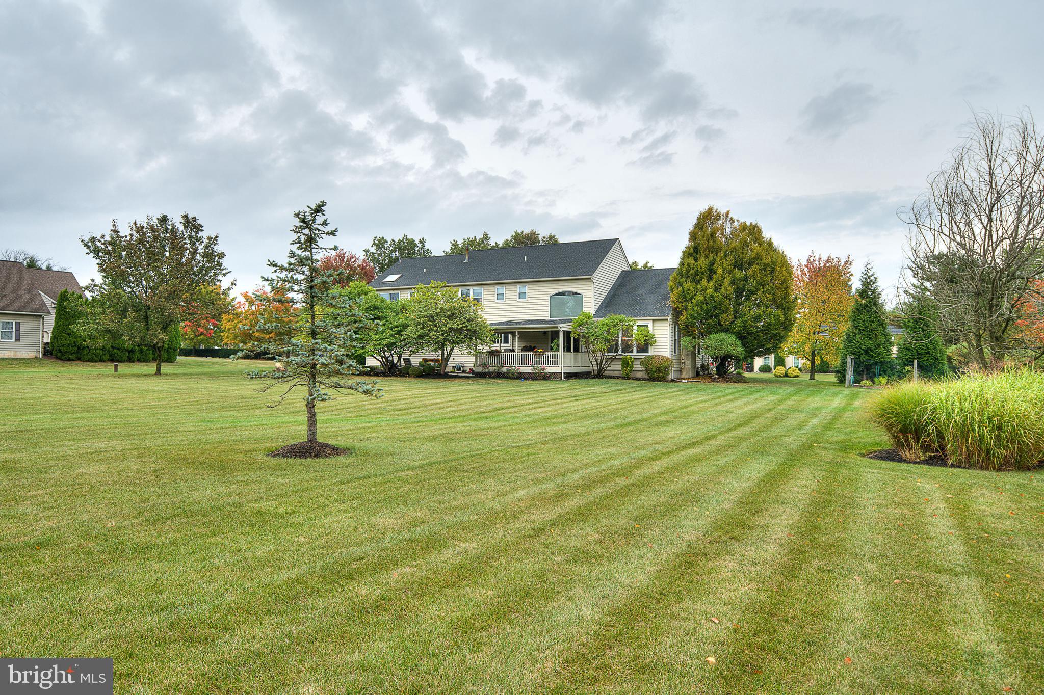 COUNTRY RIDGE - Residential