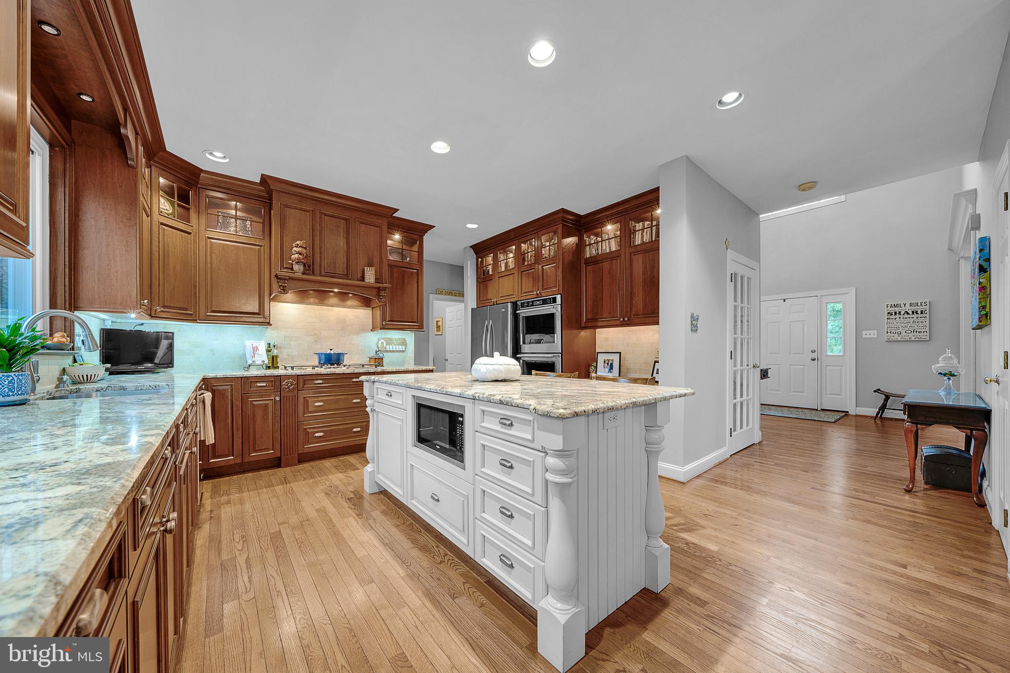 COUNTRY RIDGE - Residential