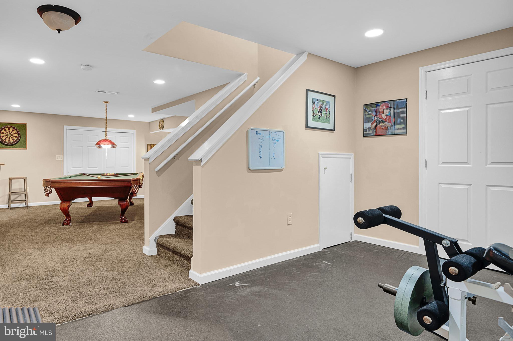 COUNTRY RIDGE - Residential