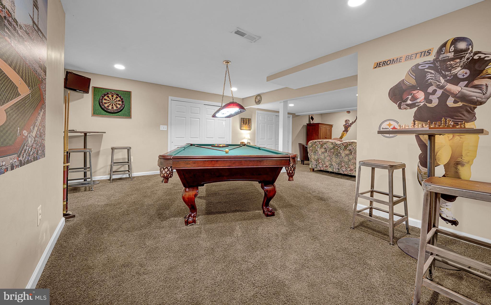 COUNTRY RIDGE - Residential