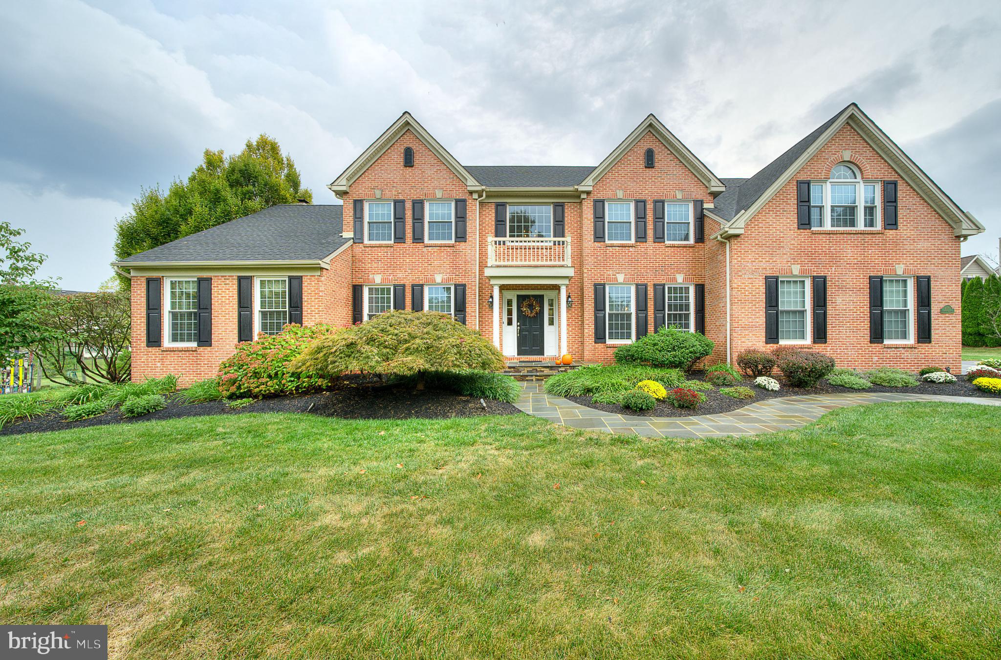 COUNTRY RIDGE - Residential