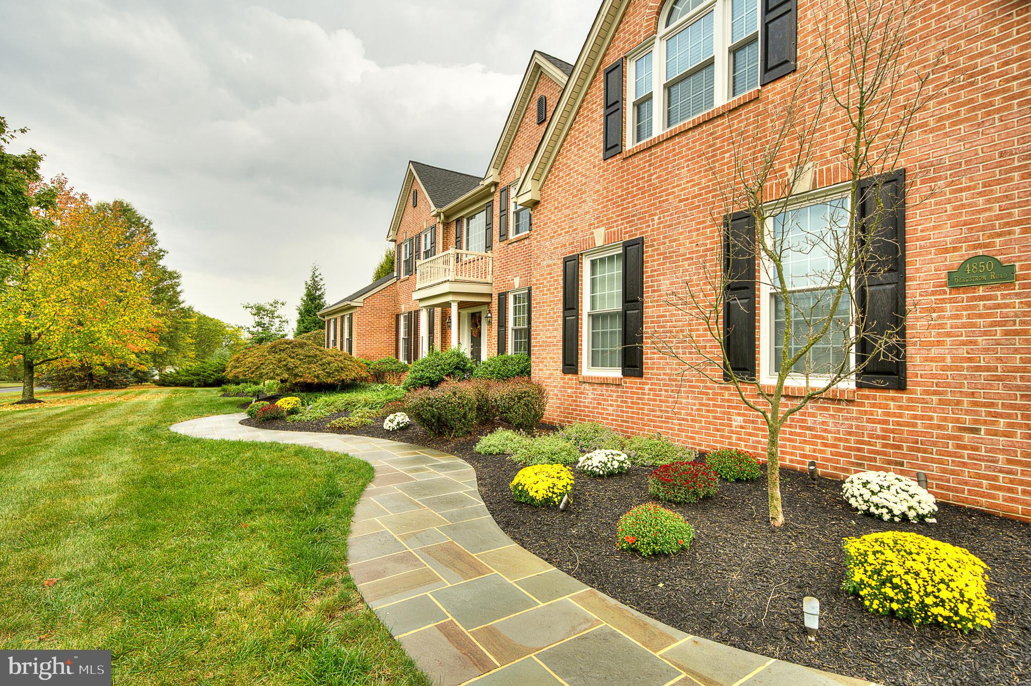 COUNTRY RIDGE - Residential