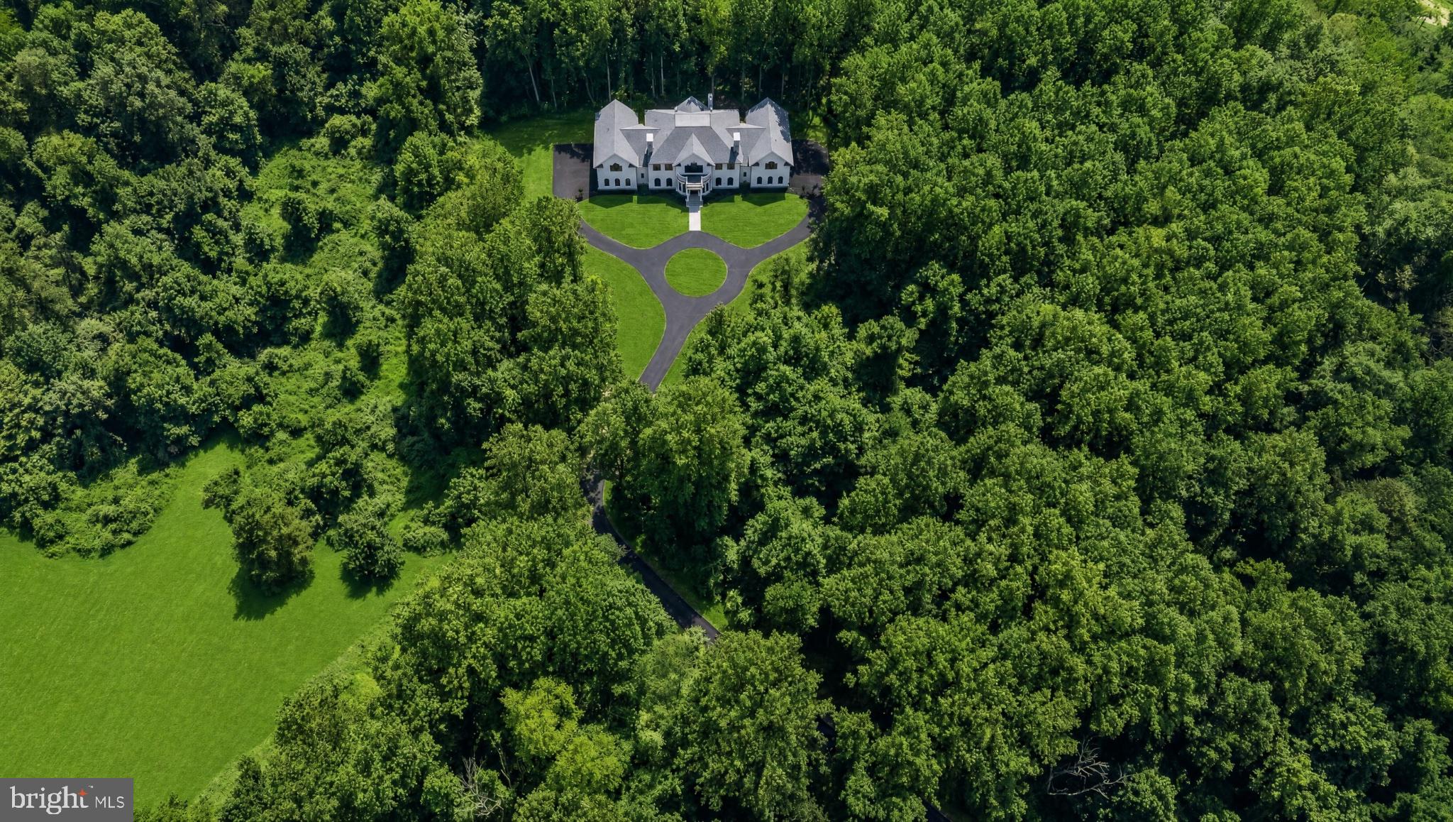 AINSLEY FOREST - Residential