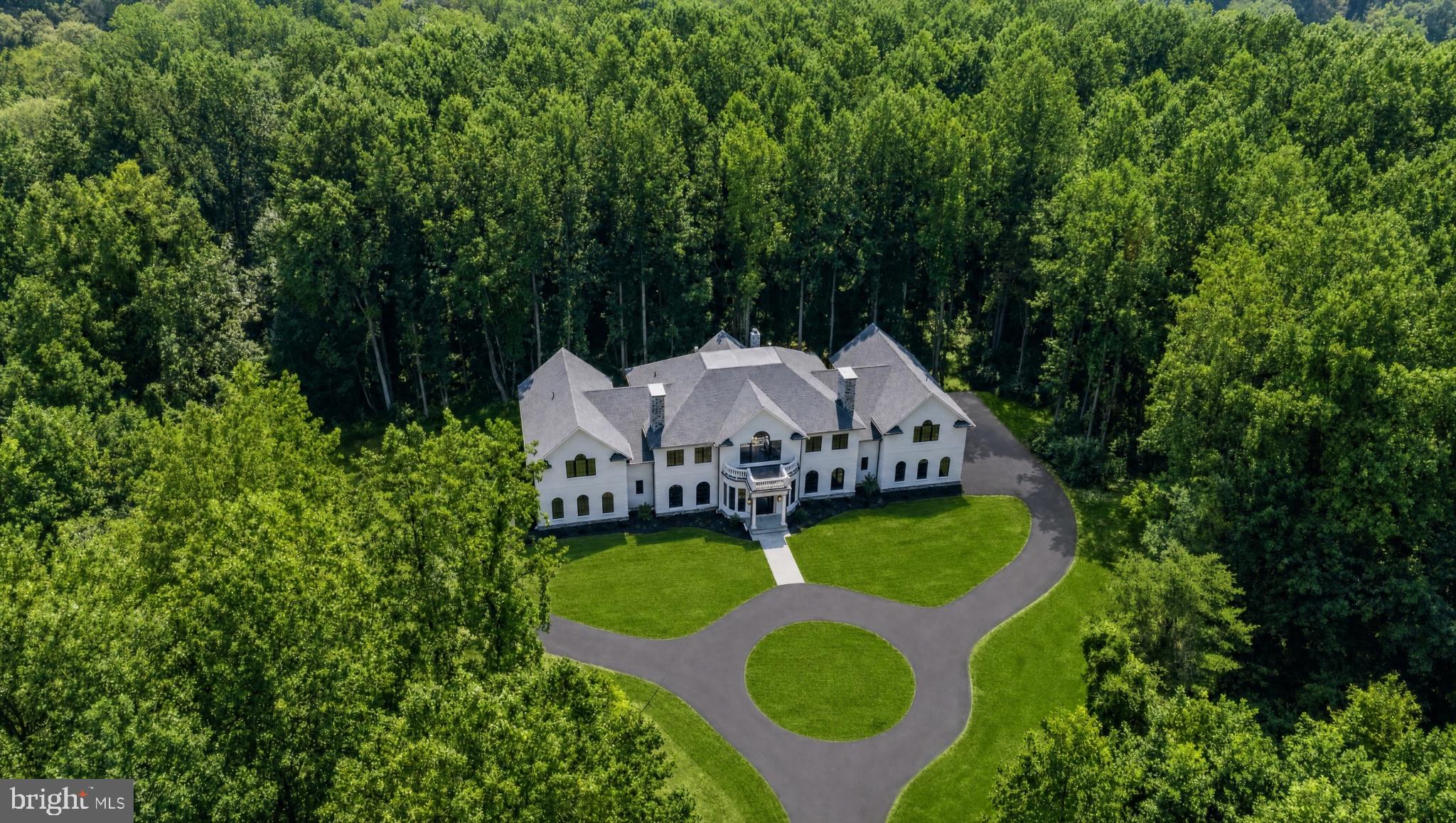 AINSLEY FOREST - Residential
