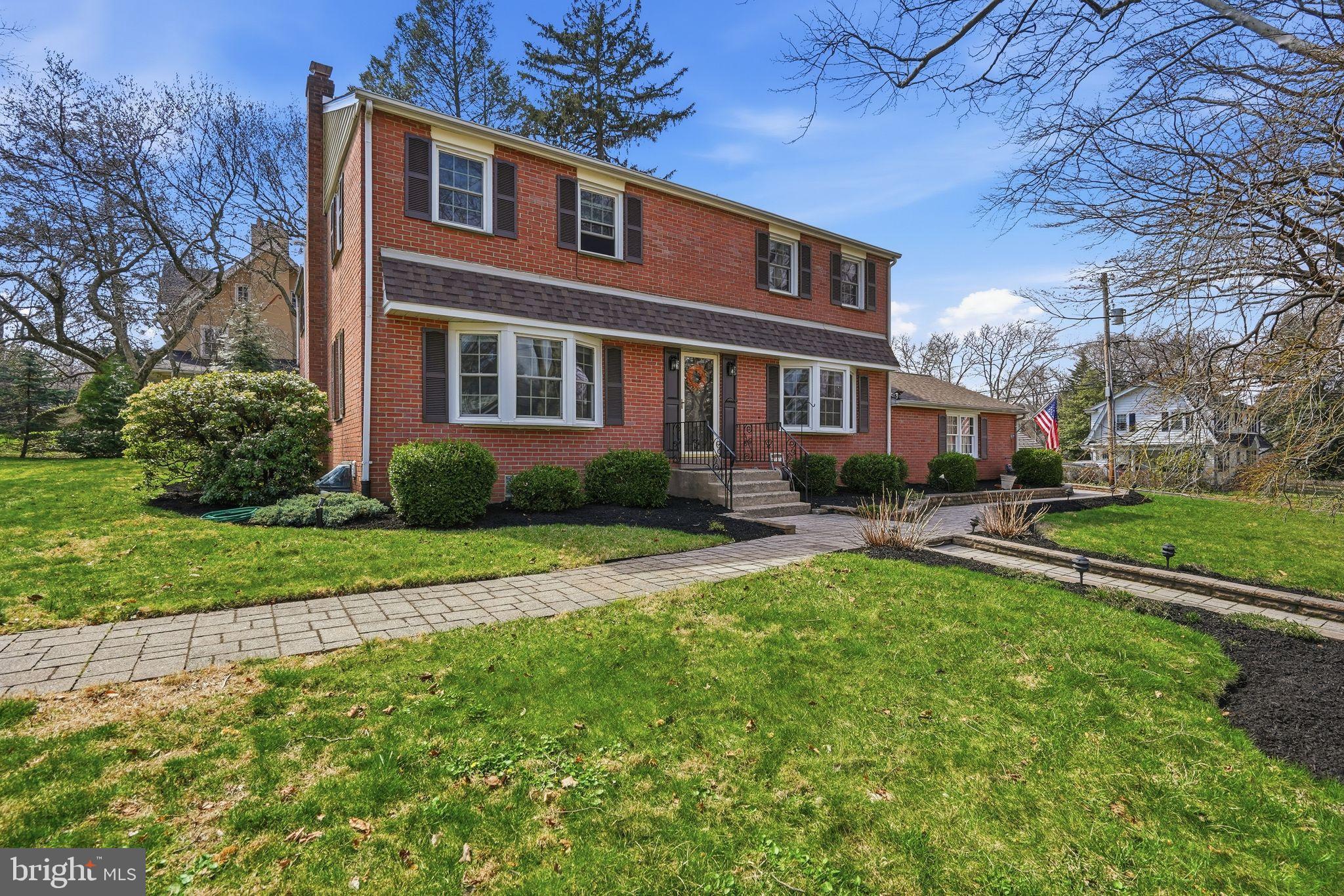 JENKINTOWN - Residential