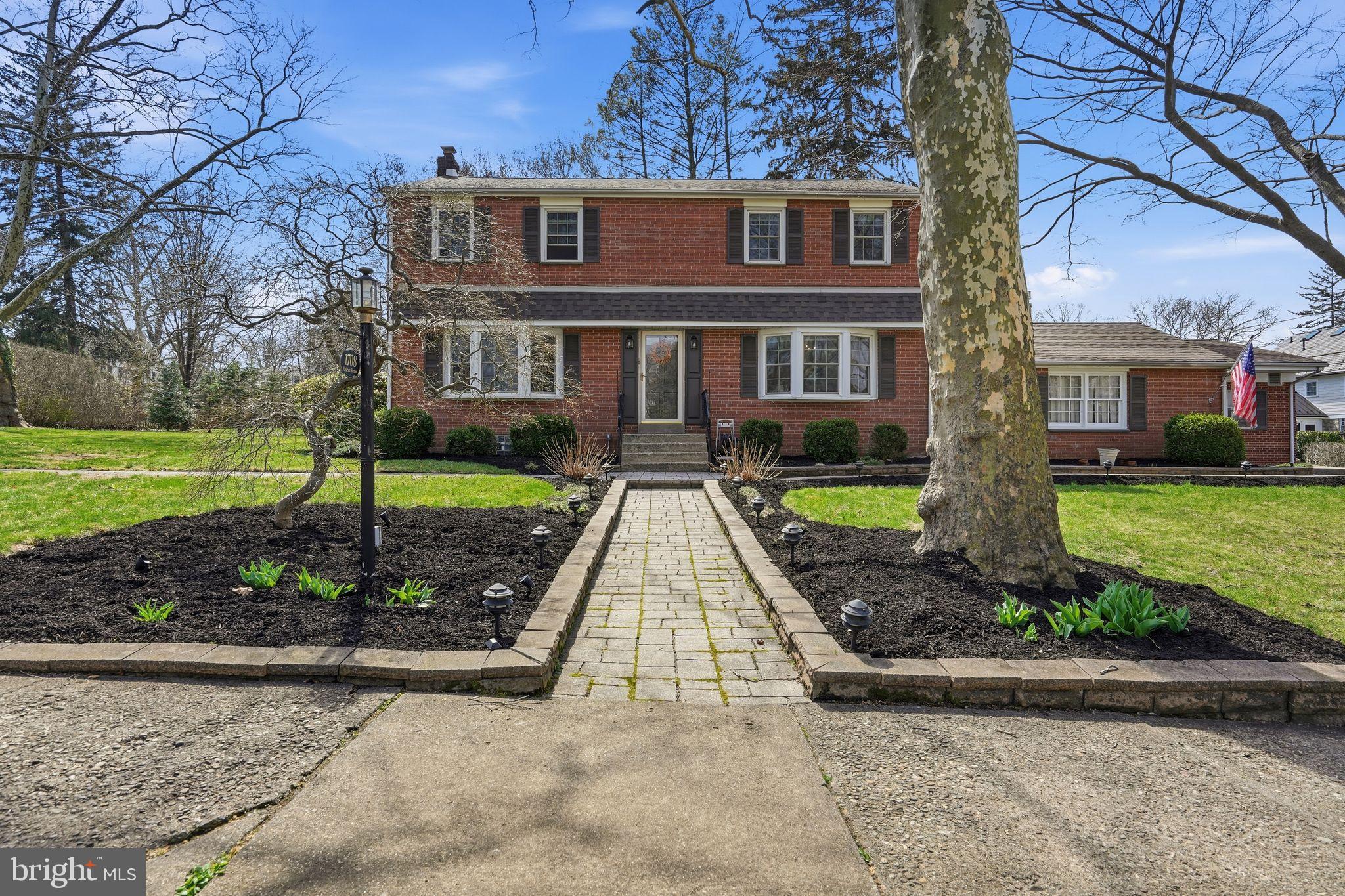 JENKINTOWN - Residential