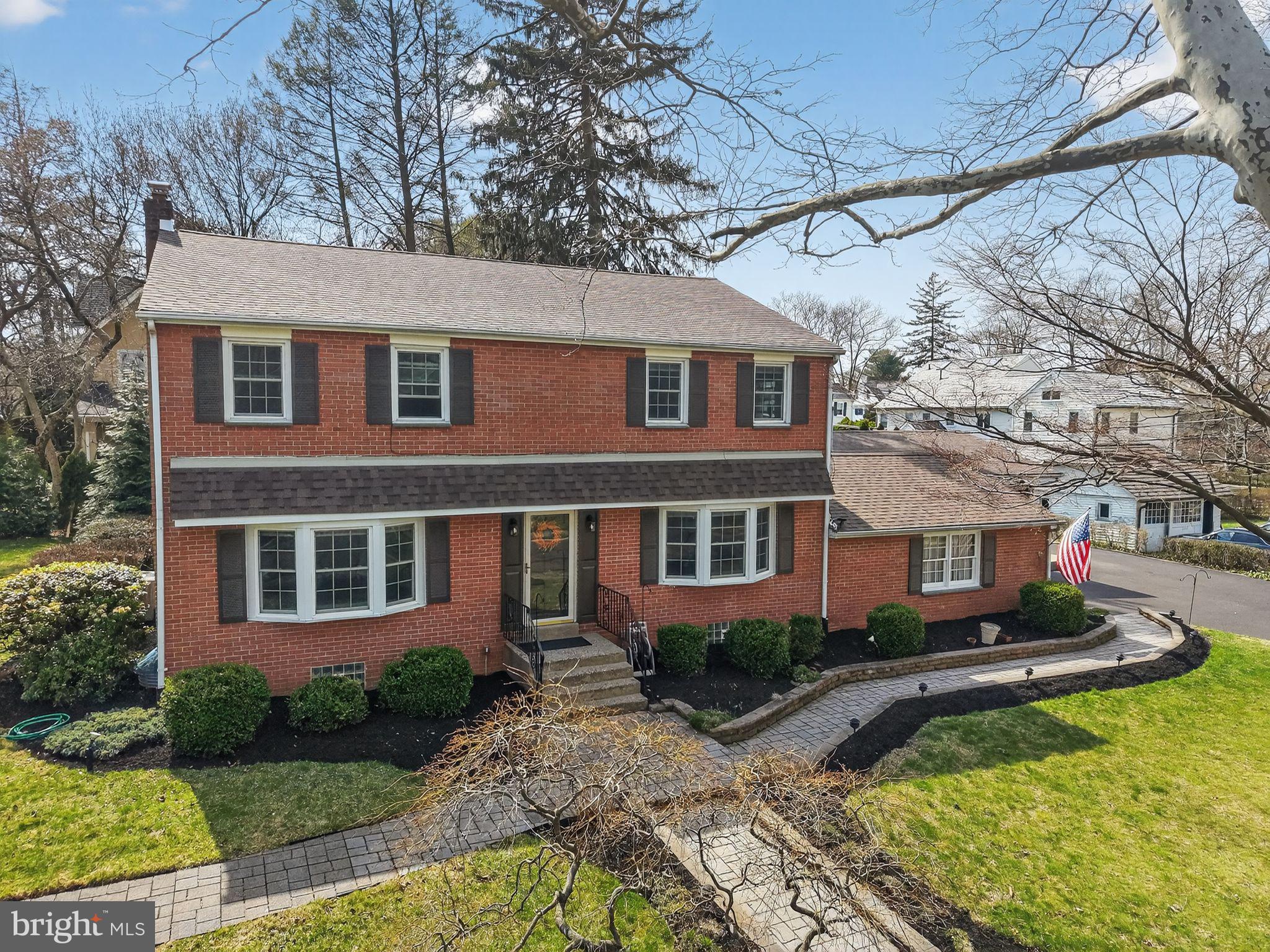JENKINTOWN - Residential