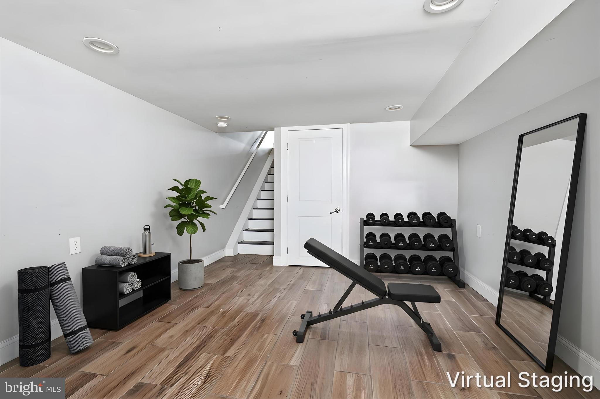 PORT RICHMOND - Residential