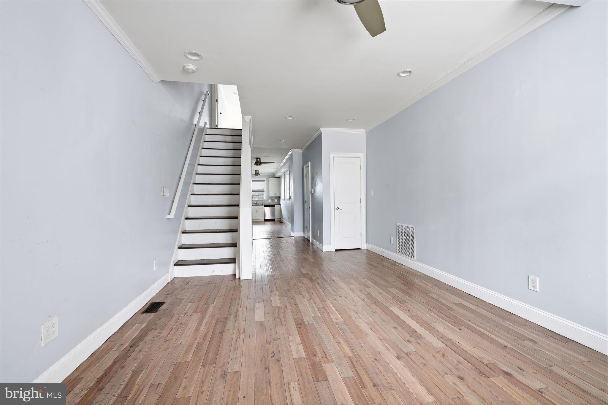 PORT RICHMOND - Residential